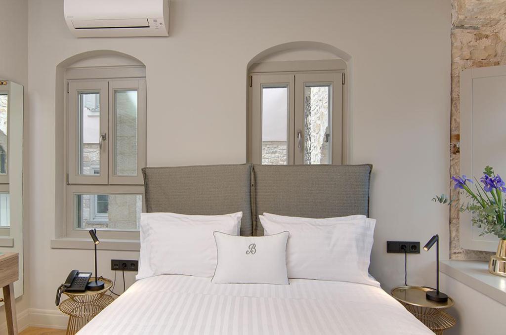 Hotel Boulgari Ioannina Bagian luar foto
