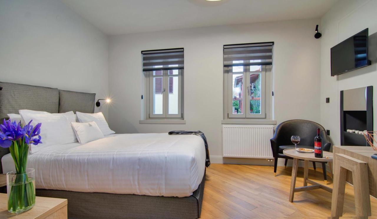 Hotel Boulgari Ioannina Bagian luar foto