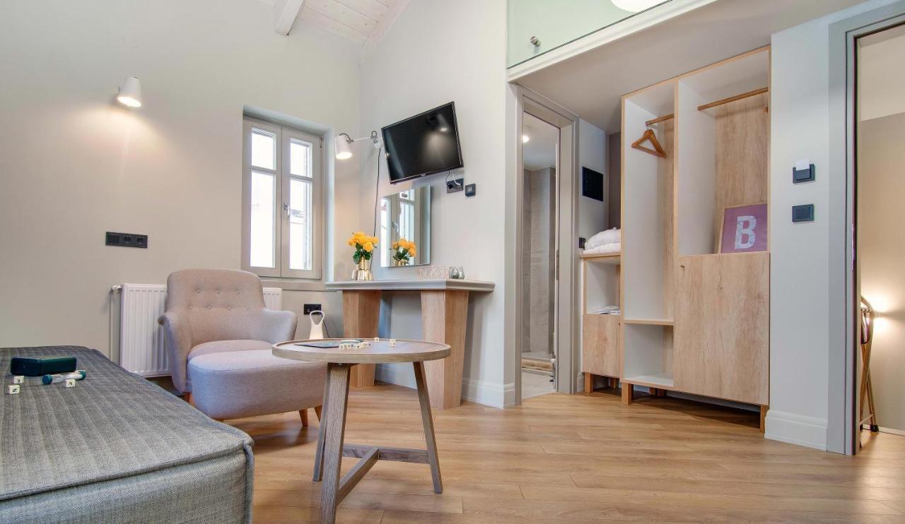 Hotel Boulgari Ioannina Bagian luar foto