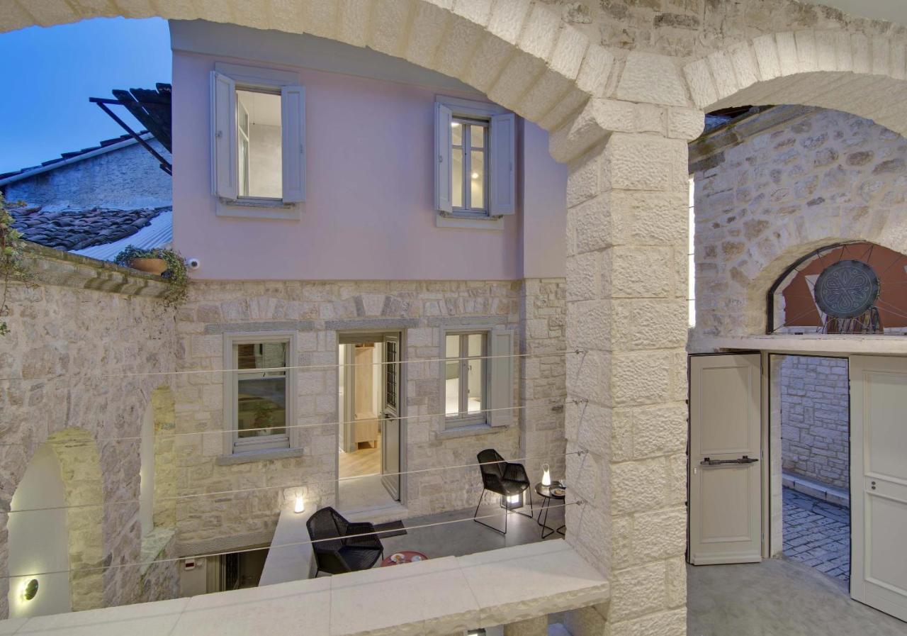 Hotel Boulgari Ioannina Bagian luar foto