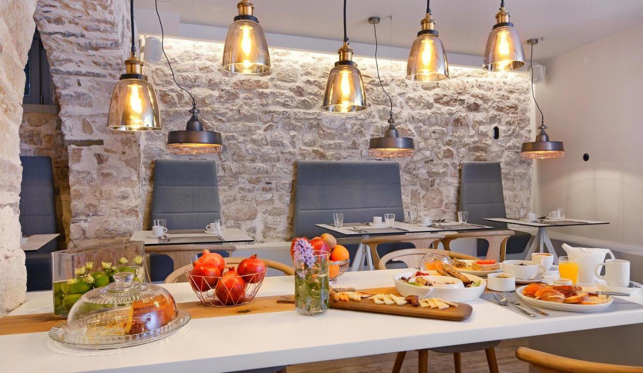 Hotel Boulgari Ioannina Bagian luar foto